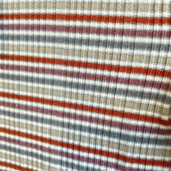 Aeropostale Long Sleeve Striped Shrunken Tee - Picture 3 of 4